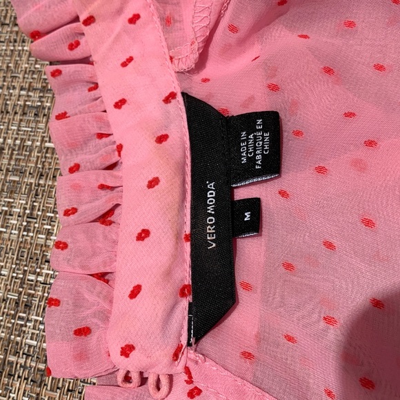 Perfect Blouse - Picture 4 of 4